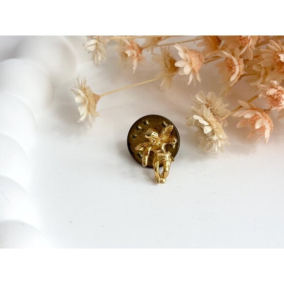 Teeny Tiny Cherub Gold T Angel Figural Vintage Religious | Catholic Lapel Pin - Picture 7 of 8